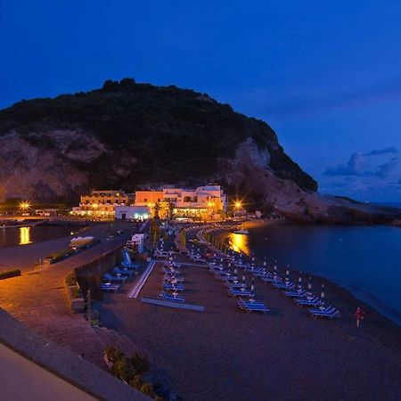Hotel Terme Tirrenia Ísquia Exterior foto